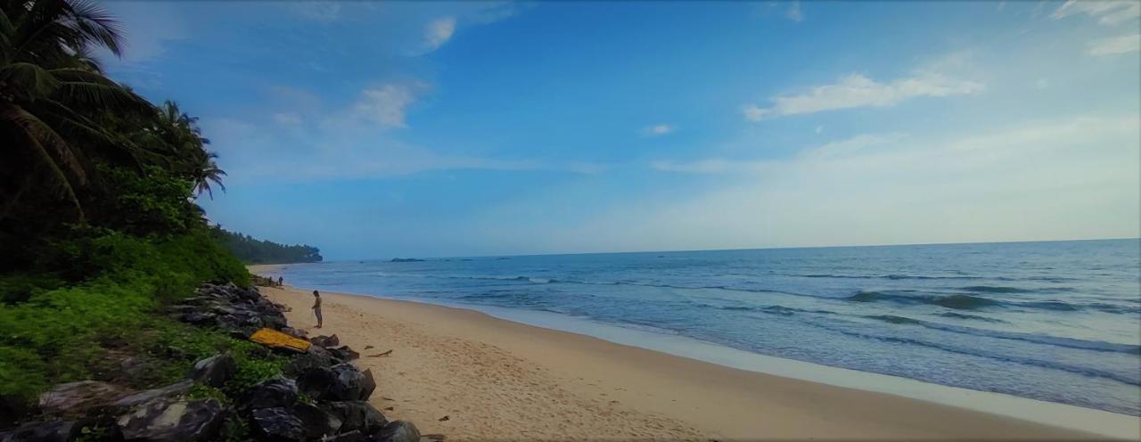 White Shell Beach House Kannur Buitenkant foto
