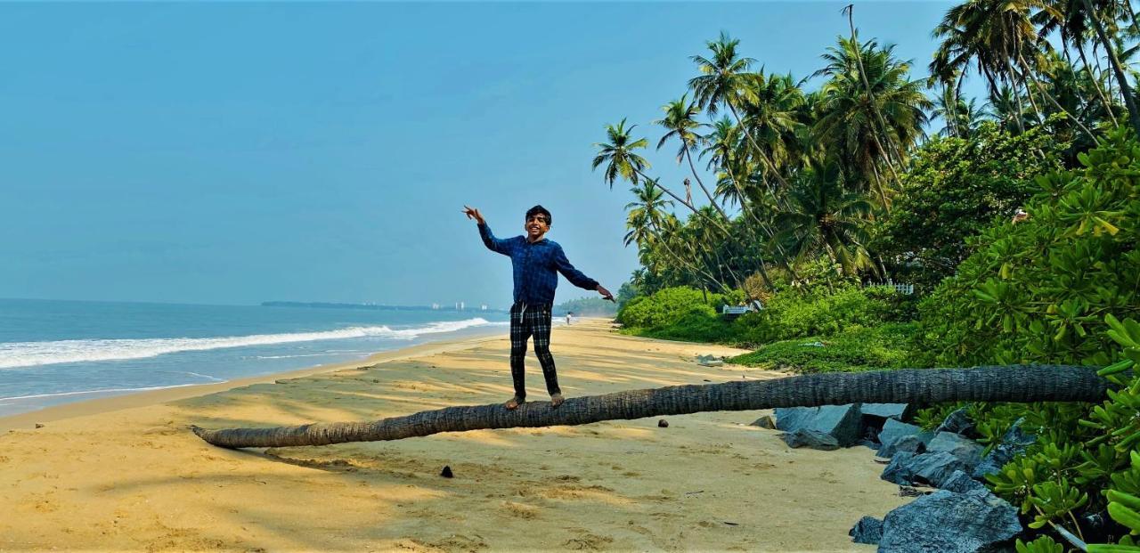 White Shell Beach House Kannur Buitenkant foto