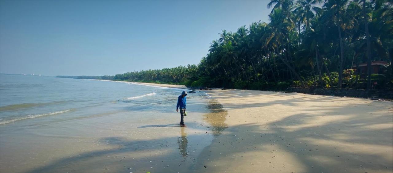 White Shell Beach House Kannur Buitenkant foto