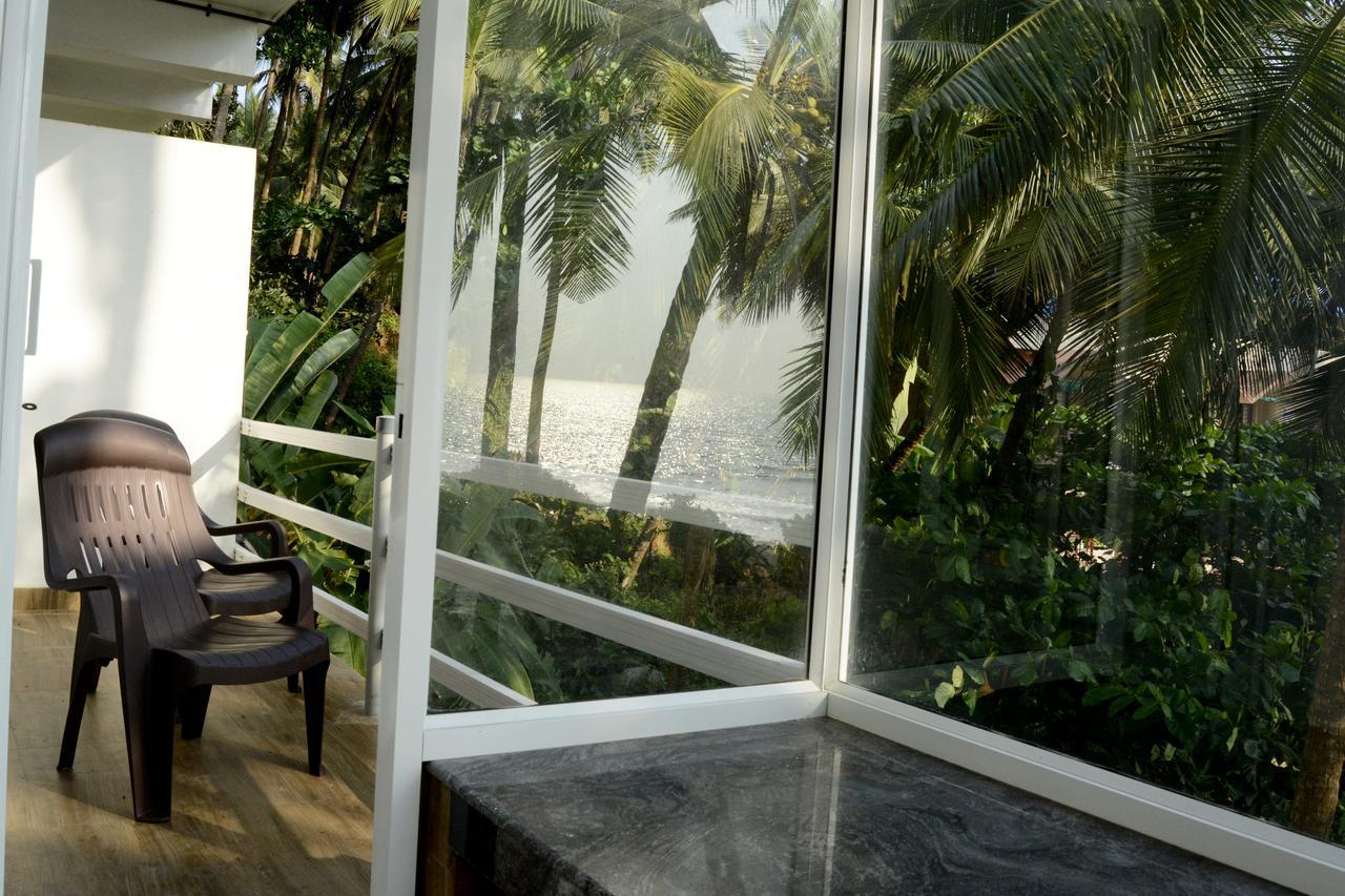 White Shell Beach House Kannur Buitenkant foto